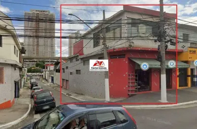 Loja comercial de 450m²com 3 andares, em torno de 5 banheiros, estacionamento para 02 automóveis por 16.000,00/mês - v. ema/sp