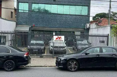 Prédio comercial de 430m² com 2 pavimentos ao lado do metro carrão com 2 banheiros em cada pavimento, refeitório, garagem - tatuapé/sp