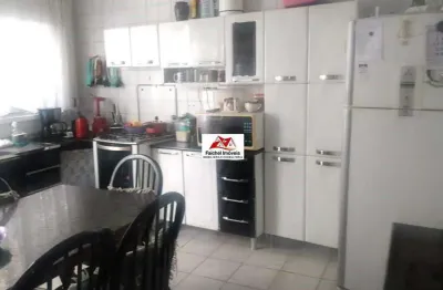 Casa térrea com terreno de 6x24m² com 2 dorm. 1 banheiro, churrasqueira, quintal e 2 vagas. docs ok. valor 530.000,00 - v. regente feijo/sp