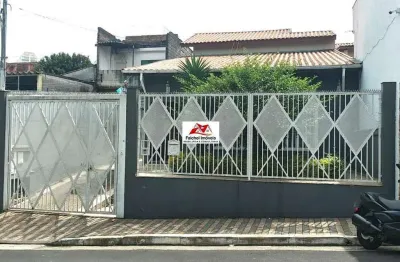 Casa térrea de 250m²com terreno de 15x50 m² com 4 suítes, churrasqueira, jardim de inverno e 6 vagas por 10.000,00/mês já com iptu - v. formosa/sp