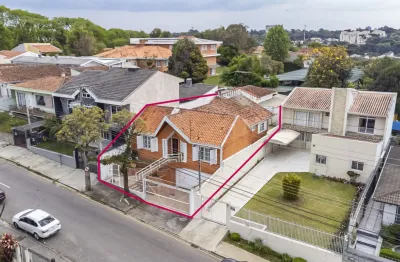 Residência ótima com fachada imponente estilo colonial germânico