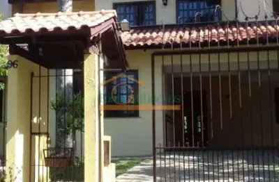 Casa com 5 quartos à venda no cascatinha, curitiba , 304 m2 por r$ 1.590.000