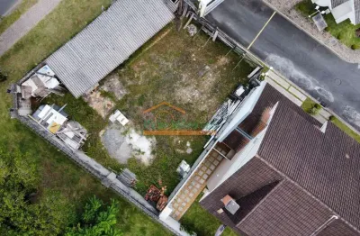 Terreno em condomínio fechado à venda no Butiatuvinha, Curitiba  por R$ 900.000