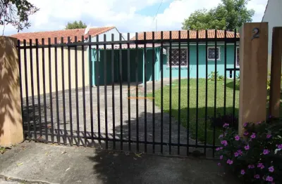 Casa com 1 quarto para alugar na Rua Professor João Falarz, 679, Orleans, Curitiba, 60 m2 por R$ 1.650