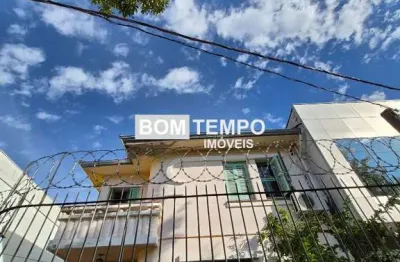 Casa com 4 quartos para alugar no São Geraldo, Porto Alegre 