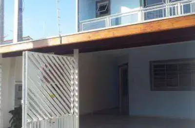 Sobrado à Venda no Bosque dos Ipês - São José dos Campos/SP com 197 m²