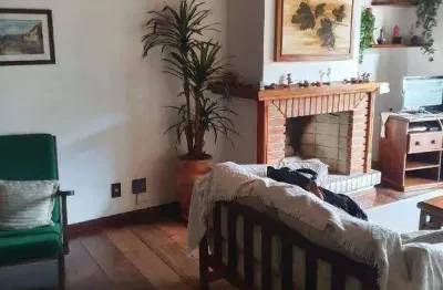 Apartamento à venda na vila inglesa - campos do jordão/sp com 185 m²
