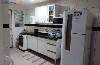 Casa com 3 quartos à venda na Rua Paraná, Vila Pinheiro, Jacareí