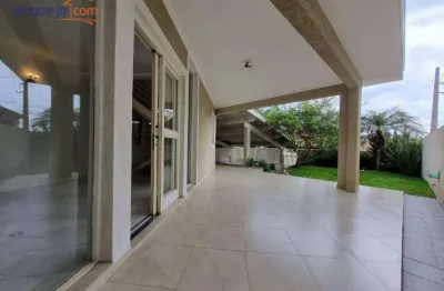 Casa à venda em condominio fechado no urbanova com 3 quartos e 252 metros.