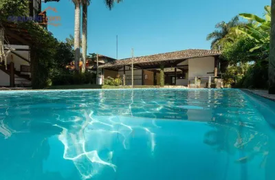 Casa com 3 quartos para alugar em Caborê, Paraty 