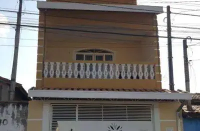 Sobrado completo com área gourmet e 2 suítes — conforto em cada detalhe!