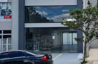 Salão comercial de alto padrão em itu-sp, no bairro novo centro: 2 salas, 3 banheiros, 3 vagas de garagem, 222m². venha conferir!