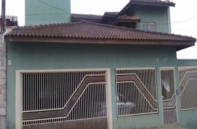 Casa com 3 quartos à venda no jardim celani, salto  por r$ 700.000