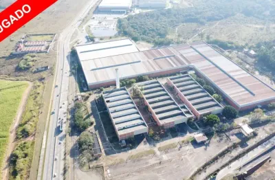 Galpão industrial de alto padrão em itu-sp, cruz das almas: 60 vagas de garagem, 72.000,00 m² de área.
