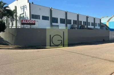 Barracão industrial no bairro progresso - itu-sp  4 salas, 12 banheiros, 811m² - venda ou locação!