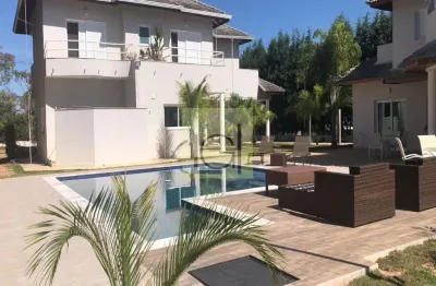 Casa de luxo em condomínio: 4 quartos, 3 suítes, 2 salas, 6 banheiros, 5 vagas na fazenda vila real de itu, itu-sp