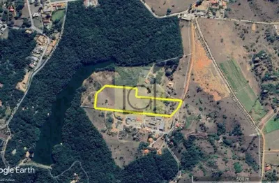 Terreno amplo de 39.000m² à venda próximo a rod. castello branco/pedágio, no bairro varejão! aproveite essa oportunidade única!