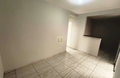 Apartamento térreo com quintal para venda em itu-sp, ilha de murano: 2 quartos, 1 sala, 1 banheiro, 1 vaga, 52m². venha conferir!