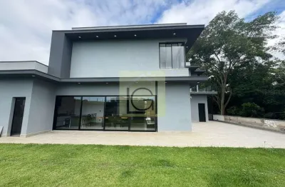 Imperdível Casa de Luxo em Condomínio Jardim Santa Mônica, Itu-SP: 3 Quartos, 3 Suítes, 2 Salas, 5 Banheiros, 4 Vagas, 276,54m².