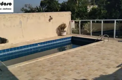 Essa casa é o que você busca para chamar de lar, com um amplo terreno de 590m²