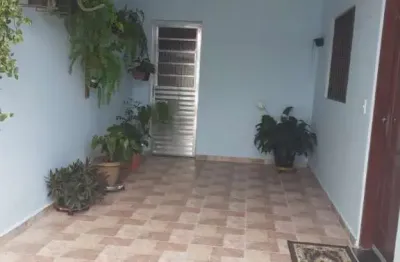 Casa à venda em mogi das cruzes-sp, vila rei: 3 quartos, 1 suíte, 1 sala, 2 banheiros, 3 vagas, 141m². por r$: 570 mil