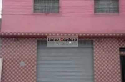 Ponto comercial no centro de mogi das cruzes com uma casa na parte superior, 3 dormitórios, 2 salas e cozinha com armários, por apenas r$: 390 mil.