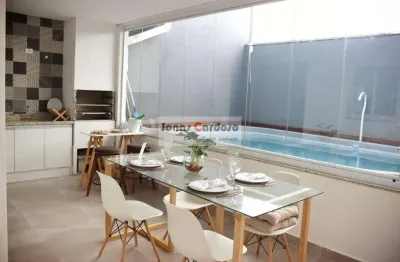 Sobrado de 155m² a venda no cond. parque das figueiras, com 3 quartos sendo 3 suites, cozinha planejada, piscina,  r$: 1.060.000. mogi das cruzes
