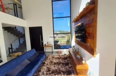 Casa no condomínio arujá hills iii, 3 quartos, sendo 2 suítes, uma suíte máster com closet,  piscina com borda infinita, por r$: 3.000.000 em arujá