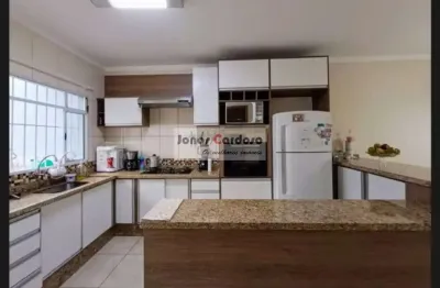 Casa à venda em mogi das cruzes-sp, vila suissa: 3 quartos, 1 sala, 1 banheiro, 4 vagas de garagem, 174 m²!