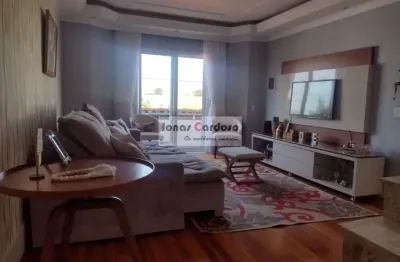 Excelente sobrado mobiliado na vila oliveira em mogi das cruzes. com 3 quartos, 1 suíte, 2 vagas cobertas, salão com banheiro, 148,5m² de construção!