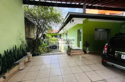 Casa à venda bem ampla em mogi das cruzes-sp, jardim universo: 3 quartos sendo 1 suíte, 2 salas, 5 vagas, 231m². por r$: 1.100.000