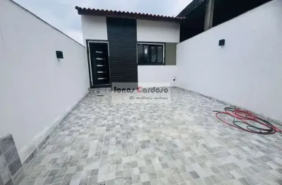 Casa à térrea venda na vila são paulo: 3 quartos sendo 1 suíte, 1 sala, 2 vagas, 80m². venha conferir! por r$: 470 mil e ainda estuda permuta.