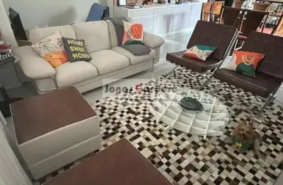 Imóvel de luxo na vila lavínia: casa de 3 quartos com suite, 2 salas, 3 banheiros, 3 vagas. por 750 mil.