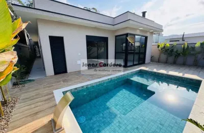 Casa térrea padrão à venda no condomínio veredas, mogi das cruzes-sp: 3 quartos sendo 3 suítes, 4 vagas, piscina ampla e paisagismo. r$: 1.650.000