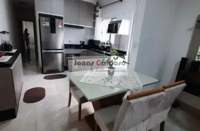 Casa térrea à venda em mogi das cruzes-sp, bairro oropo, 2 quartos, 1 suíte, 2 salas, 2 banheiros, 2 vagas, área gourmet impecável. r$: 580 mil.