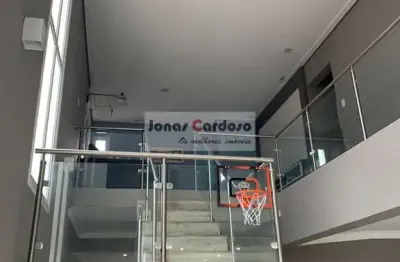 Sobrado à venda na vila da prata, mogi das cruzes: 3 quartos sendo 2 suítes, 2 salas, 5 banheiros, 4 vagas, 320m²! por r$: 1.100.000. estuda permuta.