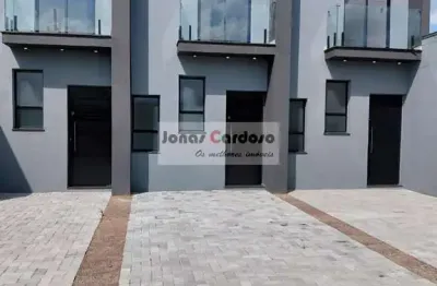 Linda Casa à Venda em Mogi das Cruzes-SP, Jardim Aeroporto II: 3 quartos, 1 suíte, 1 sala, 3 banheiros, 2 vagas, 90m²! Por 489 mil.