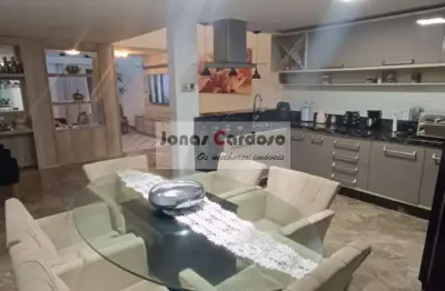 Casa à venda em Mogi das Cruzes-SP, Jardim Rubi: 3 quartos, 2 salas, 3 banheiros, 2 vagas, 127m². Imperdível!  Por R$: 700 mil.