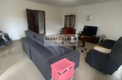Casa terrea à Venda em Mogi das Cruzes-SP no Bairro Socorro: 3 Quartos, 1 Suíte, 2 Salas, 2 Banheiros, 4 Vagas de Garagem, 150m²! Por R$: 740 mil.