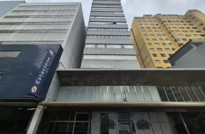 Sala comercial no centro na rua josé loureiro - frente ao sesc