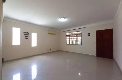 Sobrado, 3 dormitórios, suíte, 2 vagas, vila cascatinha, são vicente/sp