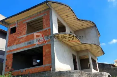 Casa com 5 quartos à venda no porto novo, saquarema  por r$ 450.000