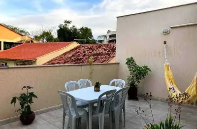 Casa em condomínio fechado com 4 quartos à venda na rua retiro dos artistas, pechincha, rio de janeiro, 113 m2 por r$ 580.000