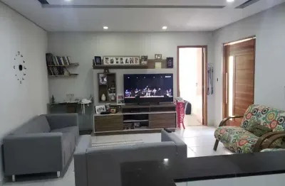 Casa com 2 quartos à venda na rua mapendi, taquara, rio de janeiro, 60 m2 por r$ 340.000