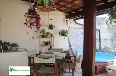 Casa em condomínio fechado com 2 quartos à venda na rua paturi, tanque, rio de janeiro, 90 m2 por r$ 280.000