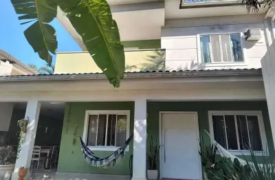 Casa em condomínio fechado com 4 quartos à venda na estrada da boca do mato, vargem pequena, rio de janeiro, 200 m2 por r$ 750.000