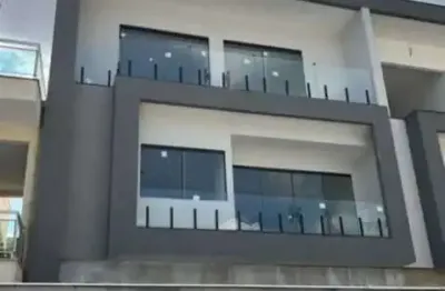Casa em condomínio fechado com 3 quartos à venda na estrada do rio grande, taquara, rio de janeiro, 231 m2 por r$ 750.000