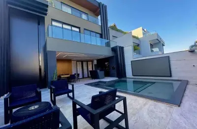 Casa em condomínio fechado com 5 quartos à venda na estrada vereador alceu de carvalho, vargem grande, rio de janeiro, 540 m2 por r$ 4.750.000