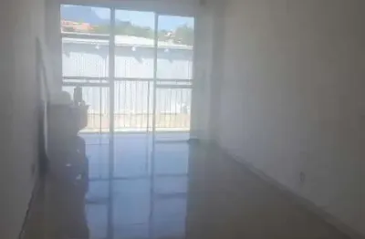 Apartamento com 2 quartos à venda na rua godofredo viana, taquara, rio de janeiro, 62 m2 por r$ 175.000