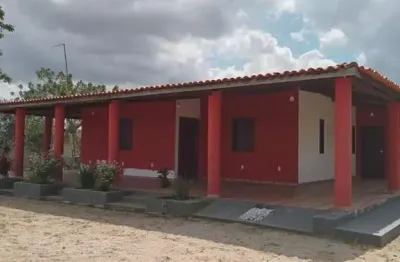 Casa/chácara disponível para a venda localizada em santa anápolis!